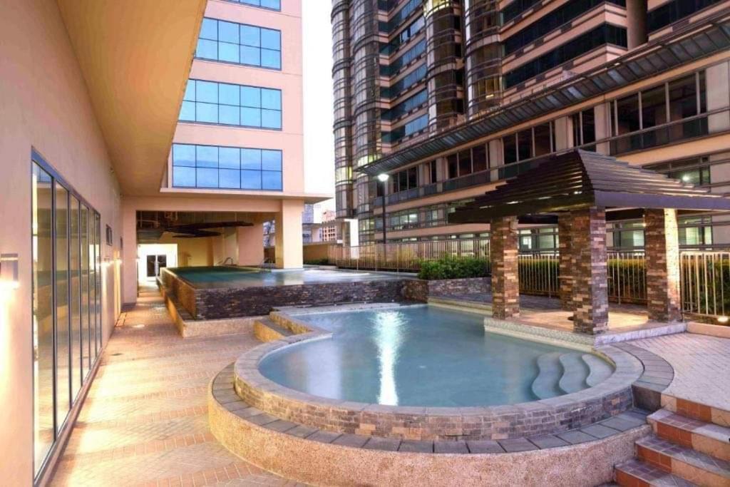 Grand Riviera Suites Comfy Condo Near Us Embassy Manila Bay Roxas Blvd Ermita Manila Esterno foto